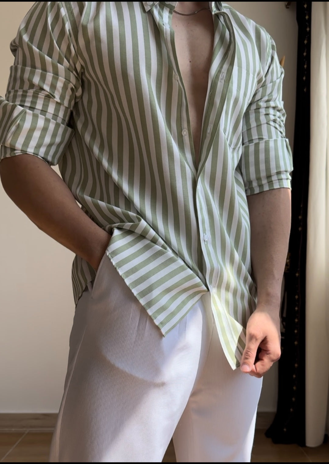 𝐒𝐓𝐑𝐈𝐏𝐒 𝐒𝐇𝐈𝐑𝐓𝐒